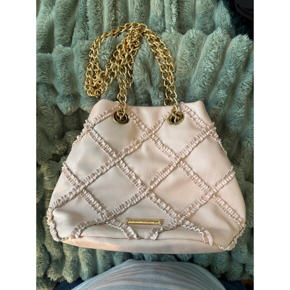 Betsey Johnson Pink Bow Quilted Shoulder Bag with Gold Chain Strap - Picture 6 of 9